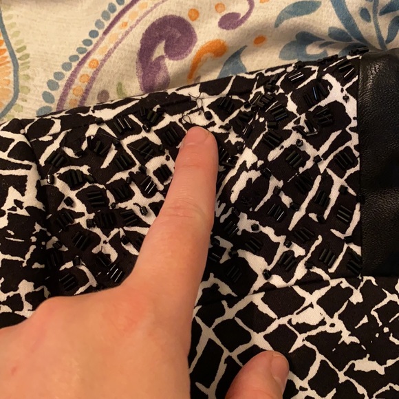 Peter Nygard • Snakeskin Print Zip Jacket - Picture 9 of 13